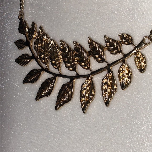 Gold Olive Leaf Bib Statement Necklace - Picture 14 of 16